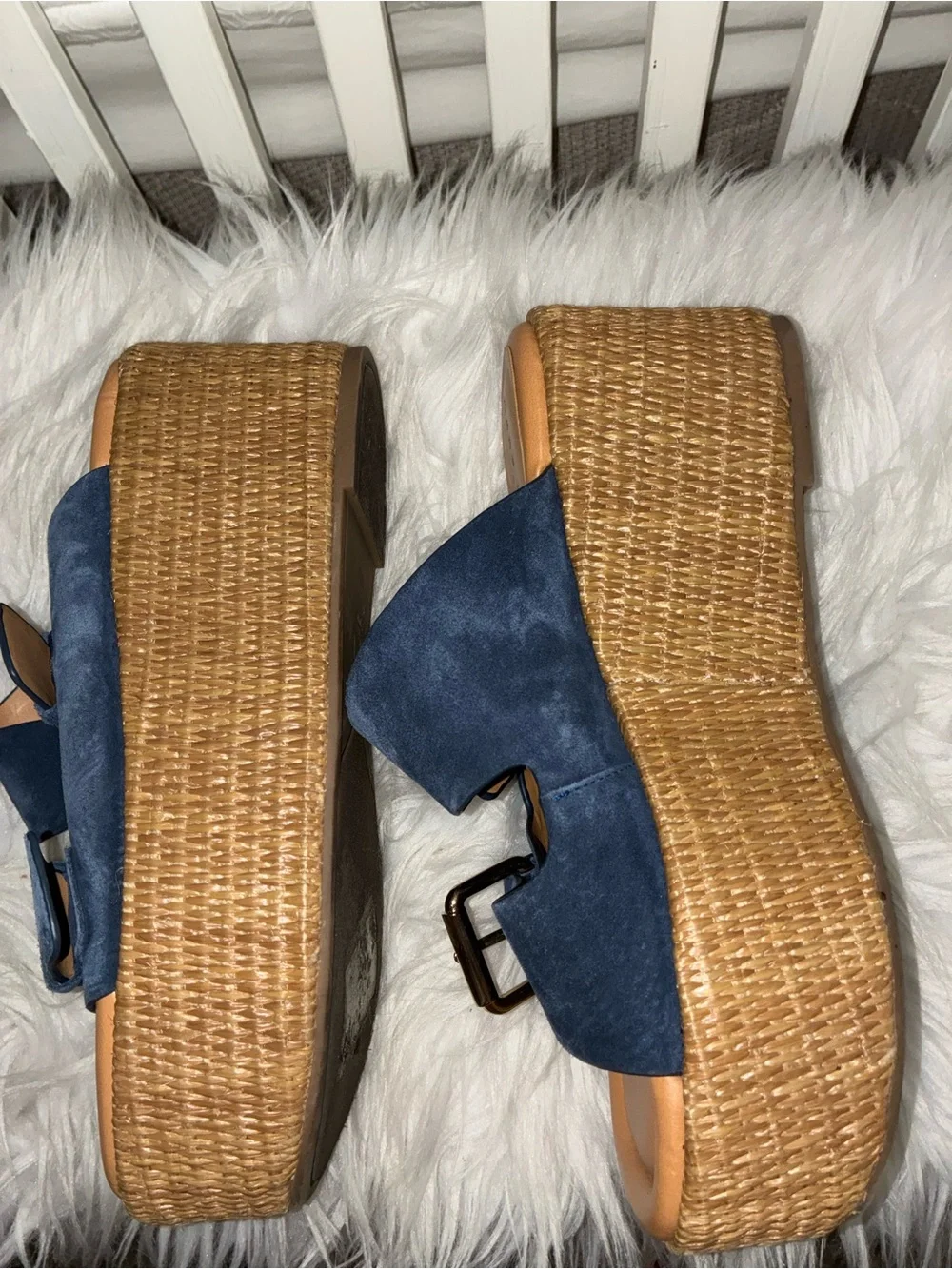 Like New Marc Fisher Navy Suede Wedge Slide Sandals with Buckles Sz 8.5 M